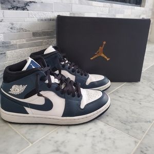 Jordan 1 Mid Armory Navy